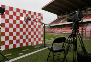 BBC Women's Football Weekly - Behind the Scenes at Arsenal's Media Day