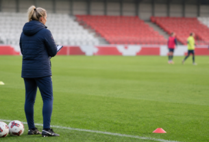 England: FA Tells U20s Coach Lydia Bedford to 'Carry On as Usual'