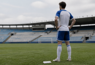 Ander Herrera: Why the Midfielder Is Playing for Real Zaragoza Without Pay