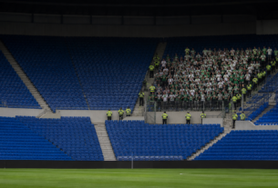 Martin O'Neill Would Prefer Celtic to Have No Supporters Rather Than Just 300 at Ibrox After Rangers Confirm Allocation