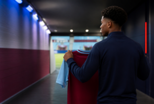 Ibrahim Mbaye Transfer: Aston Villa Complete Signing of PSG Winger