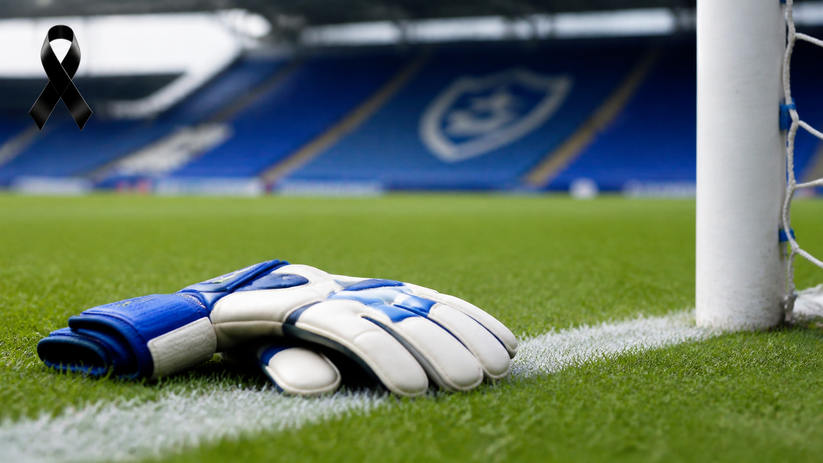 Portsmouth's iconic goalkeeper Alan Knight dies at 65