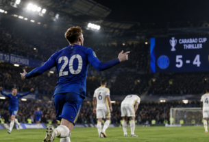 Cole Palmer inspires Chelsea's stunning comeback victory over Leeds in nine-goal Carabao Cup thriller