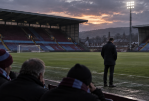 Hayen Faces Burnley Future Uncertainty as Fans Fear for the Club’s Survival