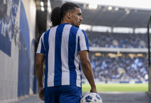 Chris Smalling: Porto Secure Former Manchester United and England Defender